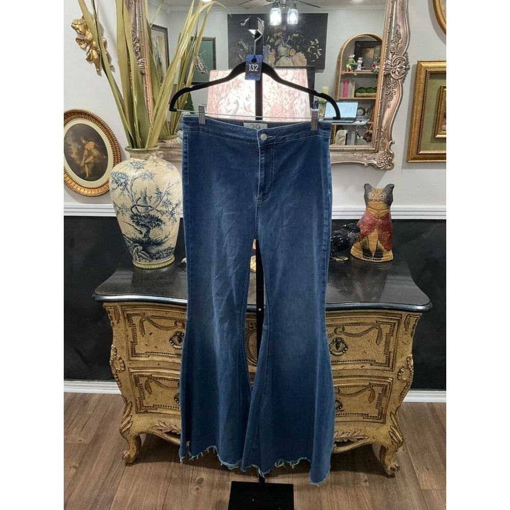 132- We the Free Bell-Bottom Jeans